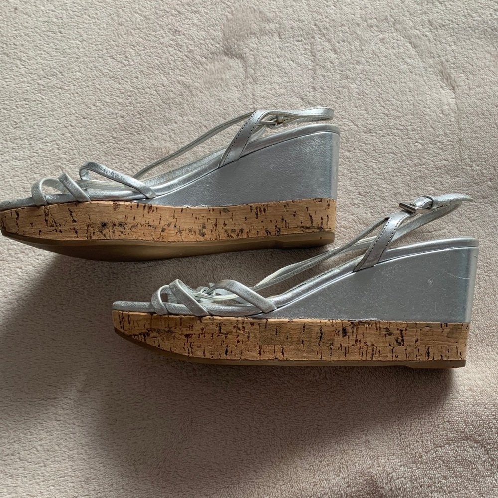 Metallic silver Prada wedge sandals - Picture 3 of 4